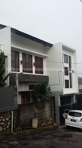 bb5a2550-d8df-4fe3-a558-8f48fd264861 copy