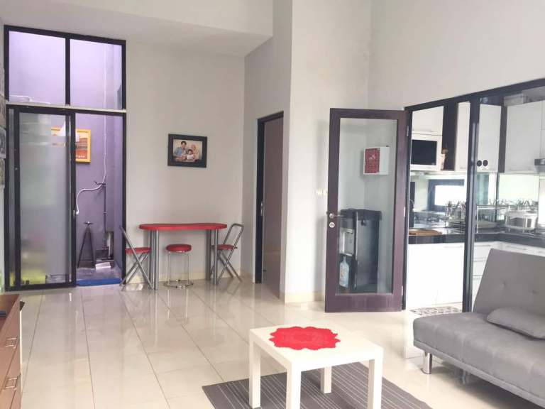 f30dd6ea-ab4f-41ea-a7a7-f56bf7278e0c