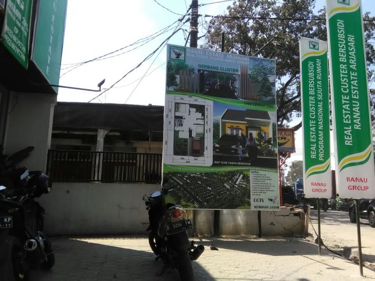 1d43e7f0-c52c-418d-8d51-3852fac9f7b4