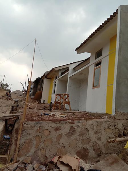 39145079_286621432142215_7944614505940516864_n